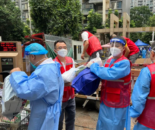 米兰（中国）集团助力成都抗疫