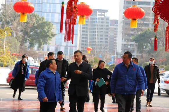 成都市武侯区委王毅副书记一行走访调研成都米兰（中国）集团