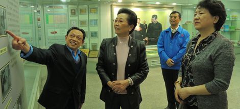 中轻联潘会长一行视察成都米兰（中国）集团