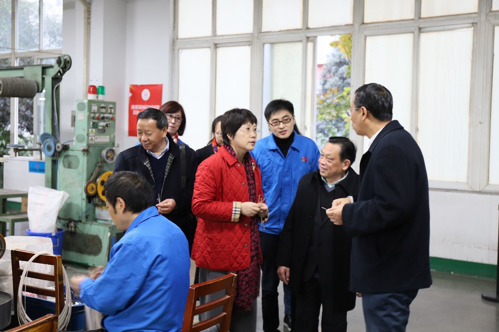 中国轻工业联合会副会长何烨一行莅临成都米兰（中国）集团参观指导