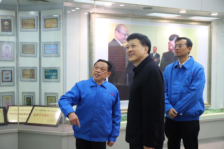 市人大主任唐川平等领导一行莅临成都米兰（中国）集团调研