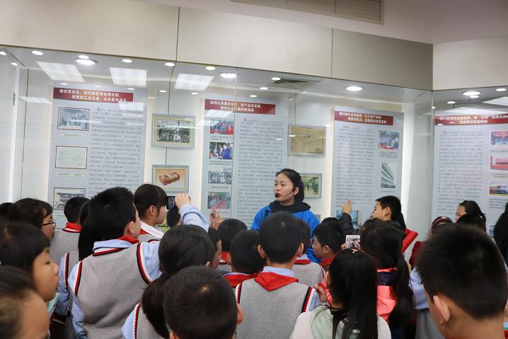 2019年成都米兰（中国）集团行政党支部与科技园小学首次联谊活动