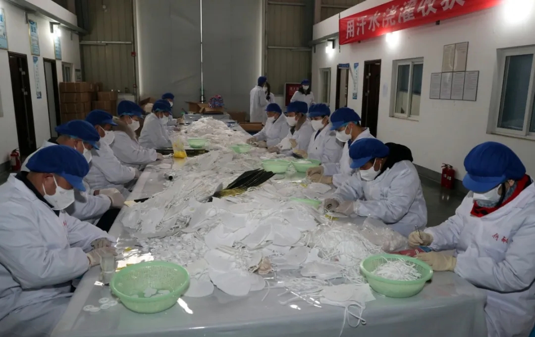 成都米兰（中国）集团民用级口罩生产车间