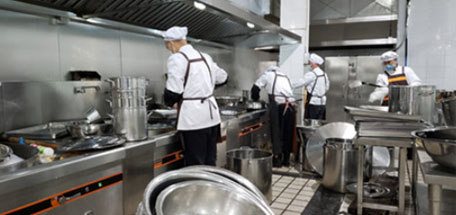 米兰（中国）集团后勤食堂开展爱国卫生大扫除活动