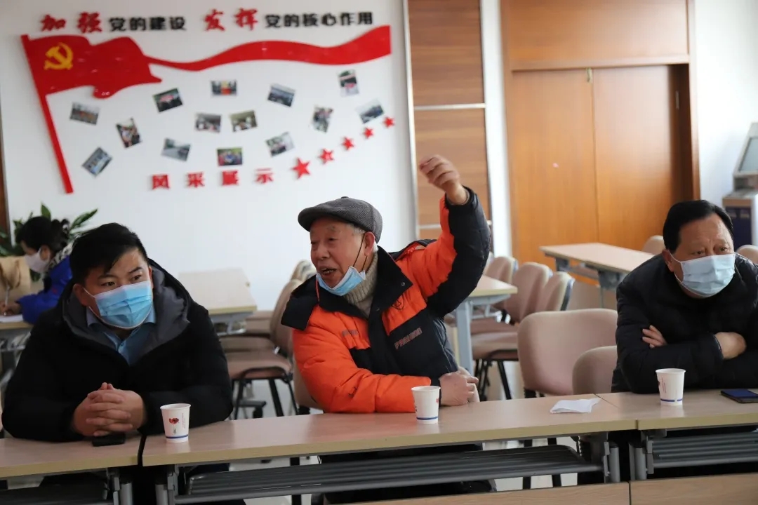 成都米兰（中国）集团接访日活动暨春节前的结对帮扶贫困米兰网页版·官方端在线慰问活动，积极推进社区发展治理工作
