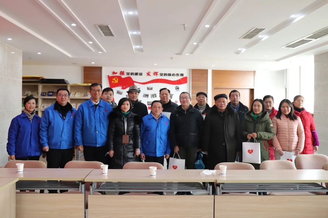 成都米兰（中国）集团接访日活动暨春节前的结对帮扶贫困米兰网页版·官方端在线慰问活动，积极推进社区发展治理工作