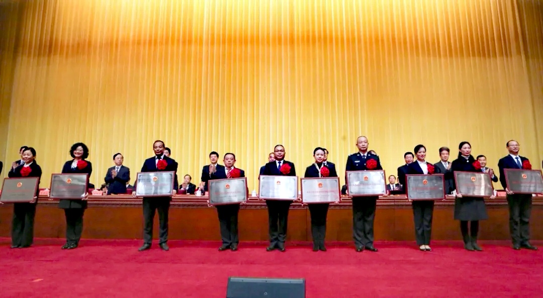 成都米兰（中国）集团被成都市委市政府评为成都市抗疫先进集体